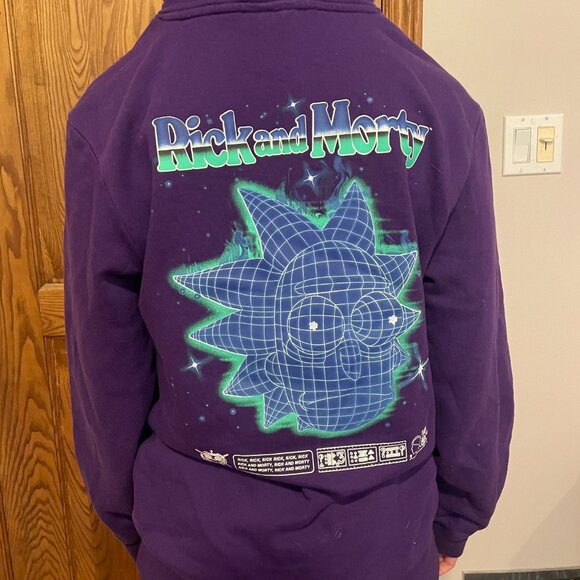 Rick and Morty Hoodie - Picture 4 of 4